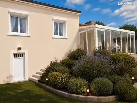 location maison 5 pièces (98 m²)