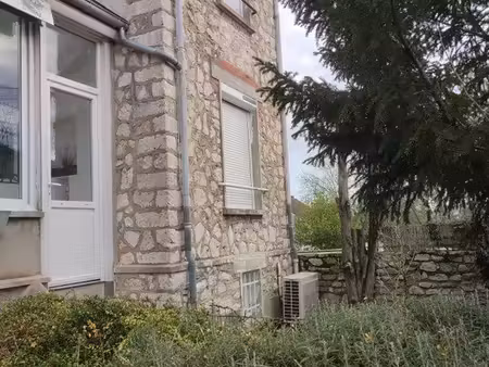 maison meublée à louer – 80m² – 2 chambres – jardin –