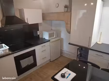 studio meublé 23 m² – nancy centre / rue hermite – 495 cc