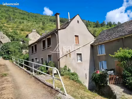 propriété 7 pièces 108 m²