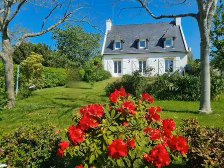 maison rénovée 130 m² + 46 m² de dépendances  4 chambres  jardin  garage & atelier