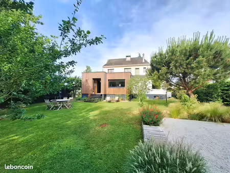 maison 7 pièces 188 m²