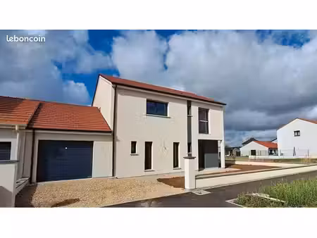 maison 5 pièces 136 m²