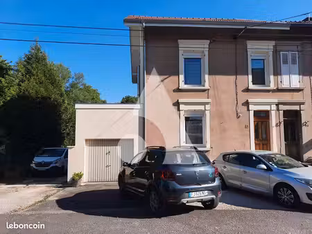 maison 5 pièces 140 m²