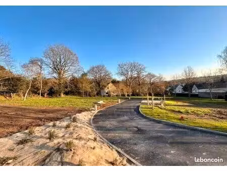terrain 556 m² pluvigner