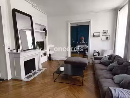 appartement 6 pièces 127 m²