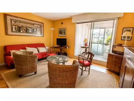 biarritz - parc d'hiver- grand t2 de 56 m2
