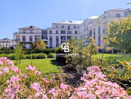 appartement toit-terrasse au cœur d’un parc paysager