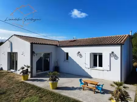saint-georges-des-coteaux | 102 m² | 3 chambres | 823 m²