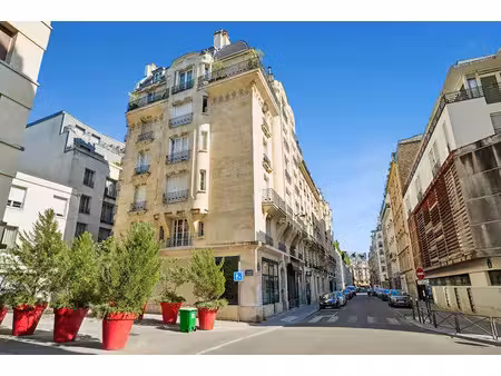 location appartement 3 pièces 63 m² à paris 7ème (75007)  2 800 €