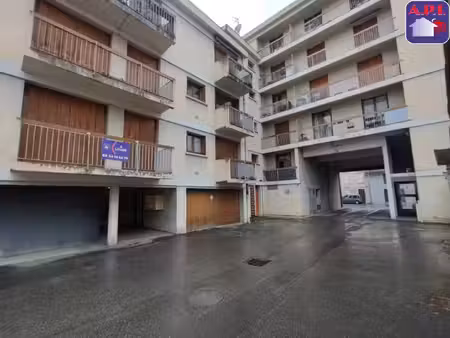 location appartement 3 pièces 68 m² à saint-girons (09200)