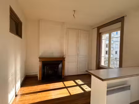 studio métro république