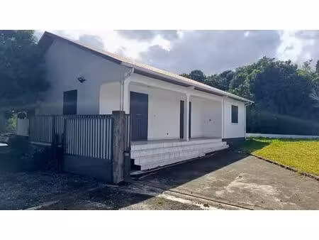 location maison 4 pièces 107m² st louis 97421