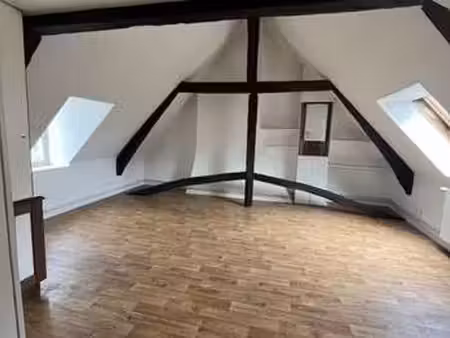 location appartement 2 pièces au mans (72000) : à louer 2 pièces / 46m² le mans