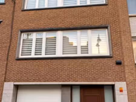 superbe maison intergénérationnelle + garage et jardin!!
