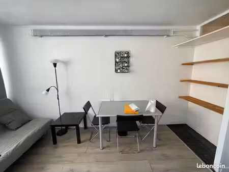 loue studio meublé