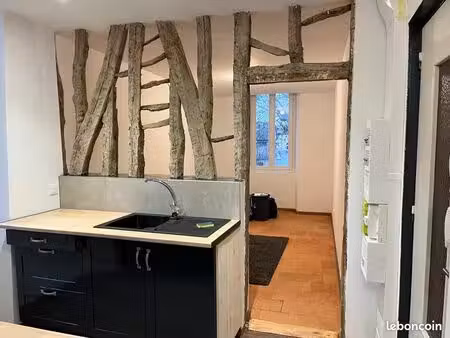 location t2 plein cœur de soual