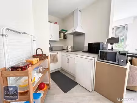 studio 1 pièce 33 m²