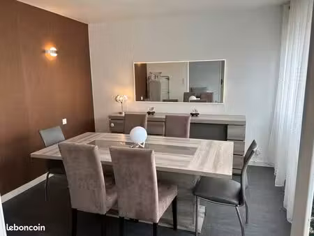 appartement 3 pièces 76 m² – 2 chambres – parking – voiron