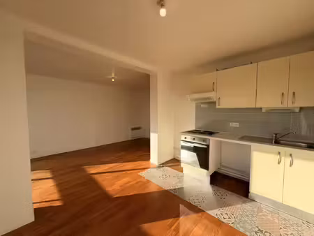 location appartement 2 pièces 38 m² à bordeaux (33200)