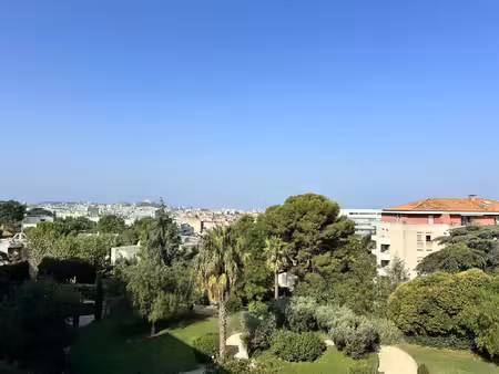 location appartement 4 pièces 85 m² à marseille 12 (13012)