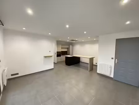location appartement 3 pièces 73 m² à pessac (33600)