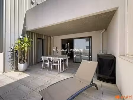 appartement - 3 pièces - 65m² avec grande terrasse et parking