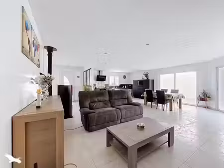 vente maison 4 pièces 112 m² marennes-hiers-brouage (17320)