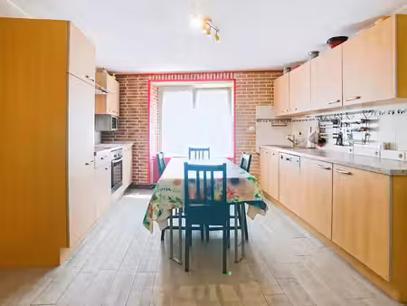 maison 6 pièces 163m²