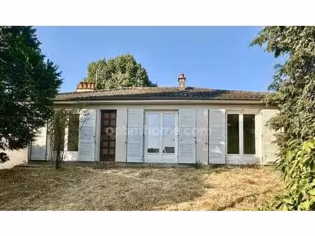 maison à rénover avec grand jardin – fort potentiel – verrières (86)