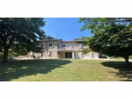 villa avec piscine et terrasse aix-en-provence (13)