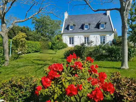 maison rénovée 130 m² + 46 m² de dépendances  4 chambres  jardin  garage & atelier