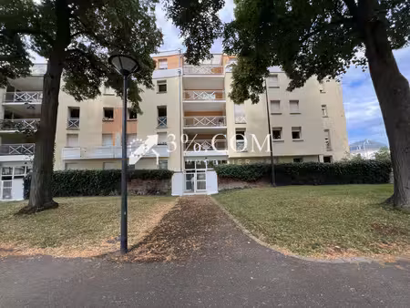 sélestat : appartement f2 lumineux avec balcon  1mn à pied de la gare