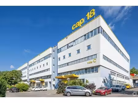 location local d’activités paris 75018 432m²