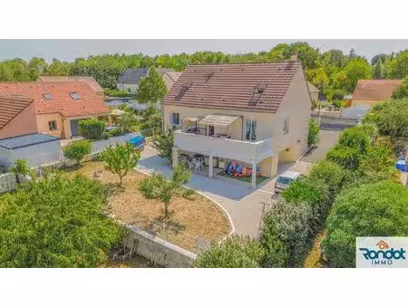 maison 8 pieces / 6 chambes / environ 149m2 / parcelle 606 m2