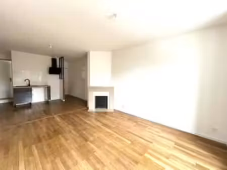 location appartement 3 pièces à montfort-sur-meu (35160) : à louer 3 pièces / 64m² montfor