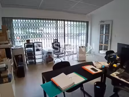 location local d’activités plescop 56890 160m²