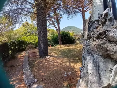 vente maison 4 pièces coursegoules (06140)