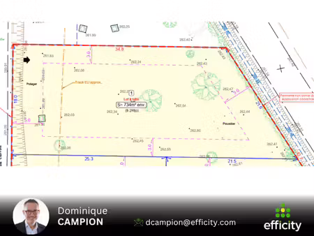 terrain - 734 m²