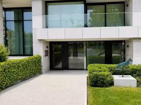 appartement à louer avec terrasse et 2 chambres   woluwe-saint-pierre (rbw67152)