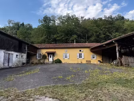 ancienne ferme de plain-pied
