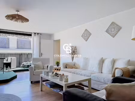 appartement d'exception 190 m² avec balcons – saintes centre-ville