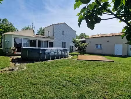 maison saint agnant 7 pièces 156 m²