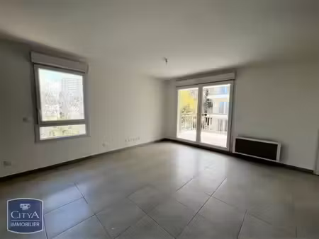 appartement à louer 2 pièces 42.7 m² - marseille (13) - 771€