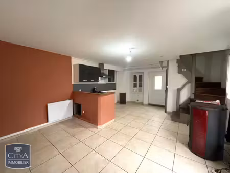 maison à louer 3 pièces 66 m² - le breuil-sur-couze (63) - 425€
