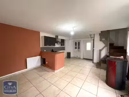 maison à louer 3 pièces 66 m² - le breuil-sur-couze (63) - 450€