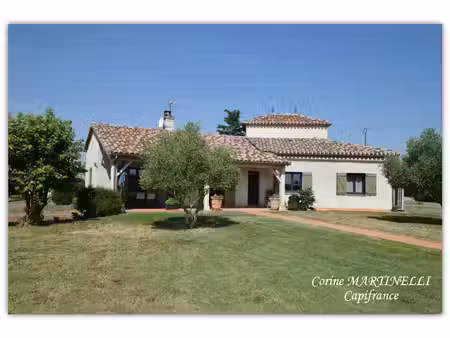 maison 194 m² avec piscine  4 chambres à 10 mn de castelculier