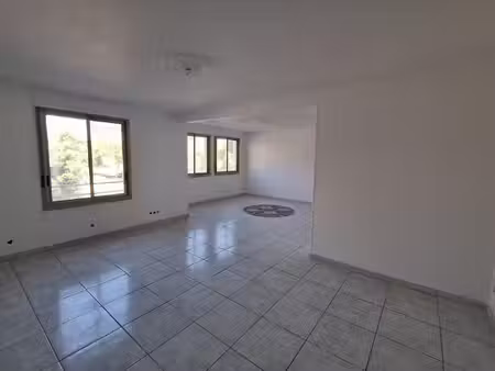 location appartement 4 pièces 100m² st chamond 42400
