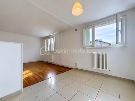 vente appartement 3 pièces 55.3 m² à grenoble (38000)  90 000 €