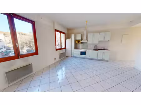appartement t2 centre ville frontignan
